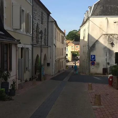 Castel Marie Louise Néris-les-Bains